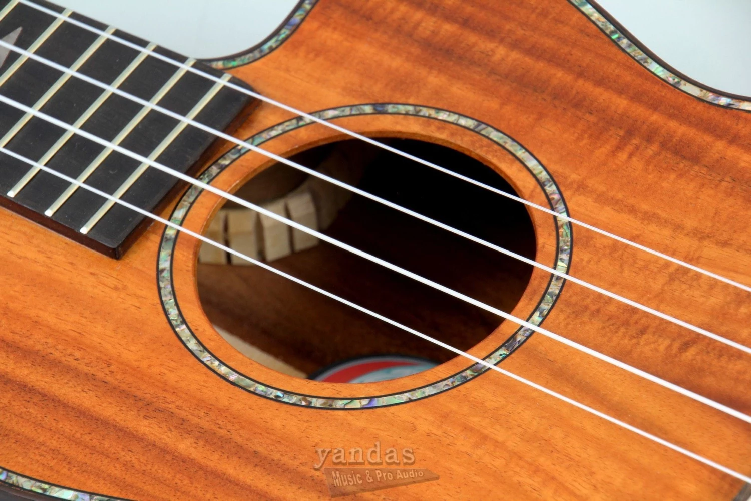 Amahi C-13T Tenor Ukulele Solid Koa Ukuleles 8 Amahi C-13T Tenor Ukulele Solid Koa Ukuleles