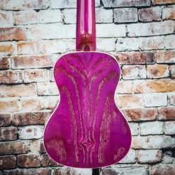 Amahi C-27 Quilted Ash Ukulele | Purple Ukuleles