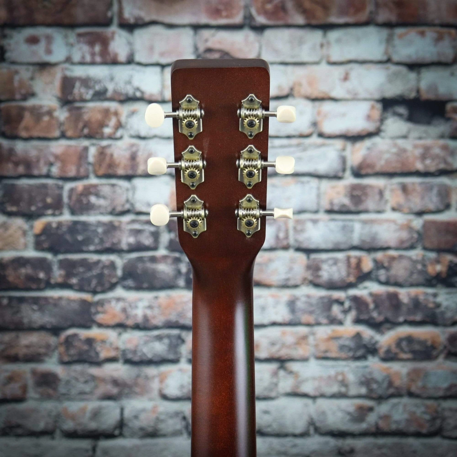 Art & Lutherie Americana Acoustic Guitar | Bourbon Burst 7 Art & Lutherie Americana Acoustic Guitar | Bourbon Burst