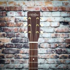 Art & Lutherie Americana Acoustic Guitar | Faded Black W/ Bag