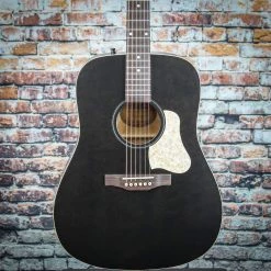 Art & Lutherie Americana Acoustic Guitar | Faded Black W/ Bag