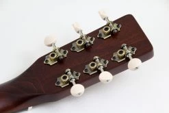 Art & Lutherie Americana CW Acoustic Electric Guitar | Bourbon Burst