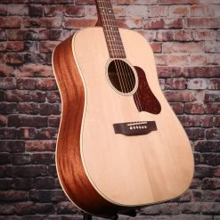 Art & Lutherie Americana EQ Acoustic Guitar | Natural W/ Bag