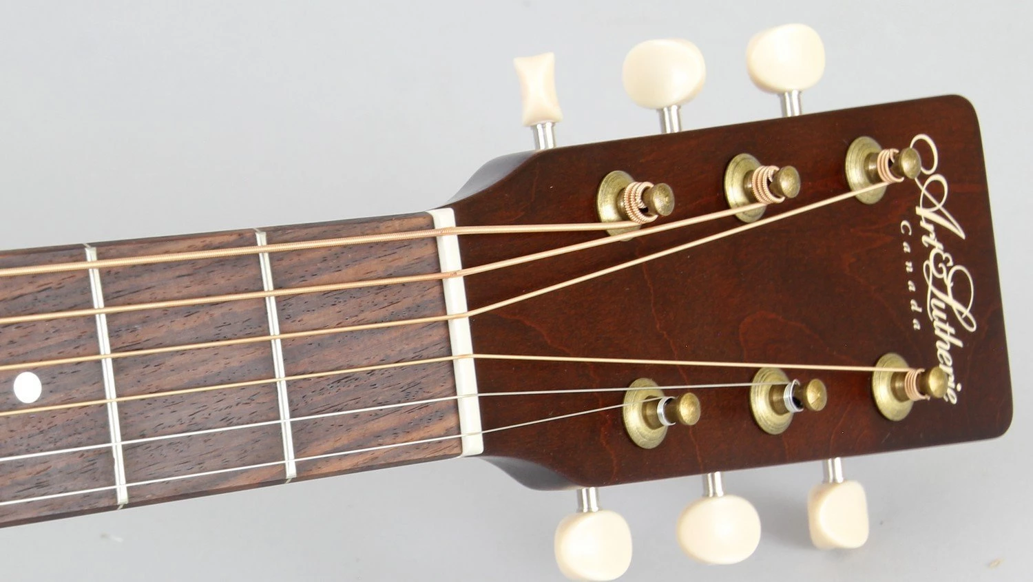 Art & Lutherie Legacy Bourbon Burst Acoustic Guitar 9 Art & Lutherie Legacy Bourbon Burst Acoustic Guitar