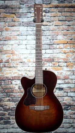Art & Lutherie Legacy CW Left-Handed | Bourbon Burst