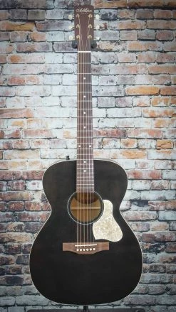 Art & Lutherie Legacy Faded Black Acoustic-Electric Guitar W/ Bag