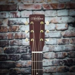 Art & Lutherie Legacy Faded Black Acoustic-Electric Guitar W/ Bag