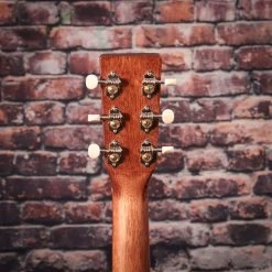 Art & Lutherie Legacy Natural EQ Acoustic Guitar W/ Bag