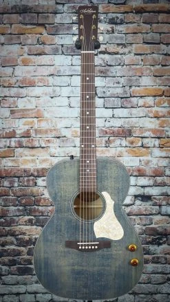 Art & Lutherie Legacy Q-Discrete Guitar | Denim Blue W/ Bag