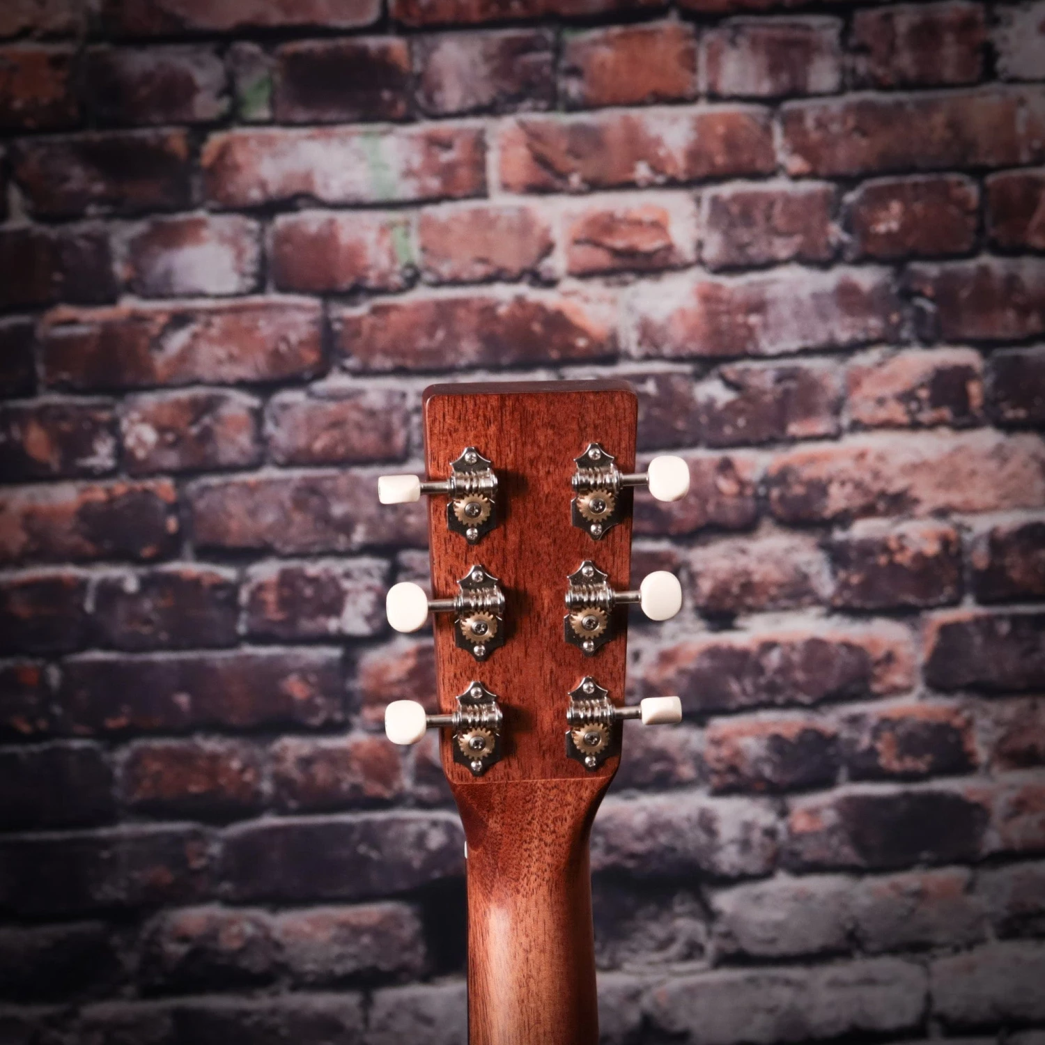 Art & Lutherie Roadhouse Natural Acoustic Guitar 10 Art & Lutherie Roadhouse Natural Acoustic Guitar