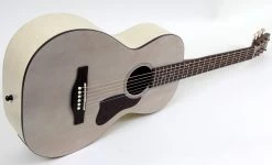 Art & Lutherie Roadhouse Parlor Guitar | Faded Cream