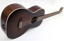 Art & Lutherie Roadhouse Parlor Acoustic Guitar | Bourbon Burst W/ Bag