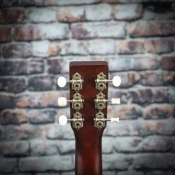 Art & Lutherie Roadhouse Parlor Acoustic Guitar | Tennesse Red W/ Bag