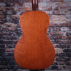 Art & Lutherie Roadhouse Q-Discrete Acoustic Guitar | Havana Brown