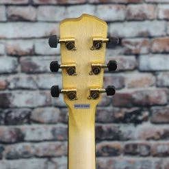Breedlove Artista Concerto Acoustic Guitar | Natural Shadow
