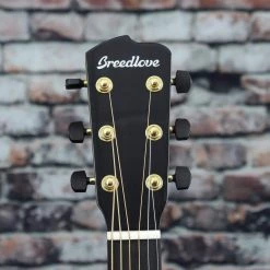 Breedlove Artista Concerto Acoustic Guitar | Natural Shadow