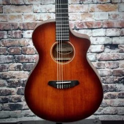 Breedlove Discovery Concert CE Nylon Guitar | Satin Bourbon