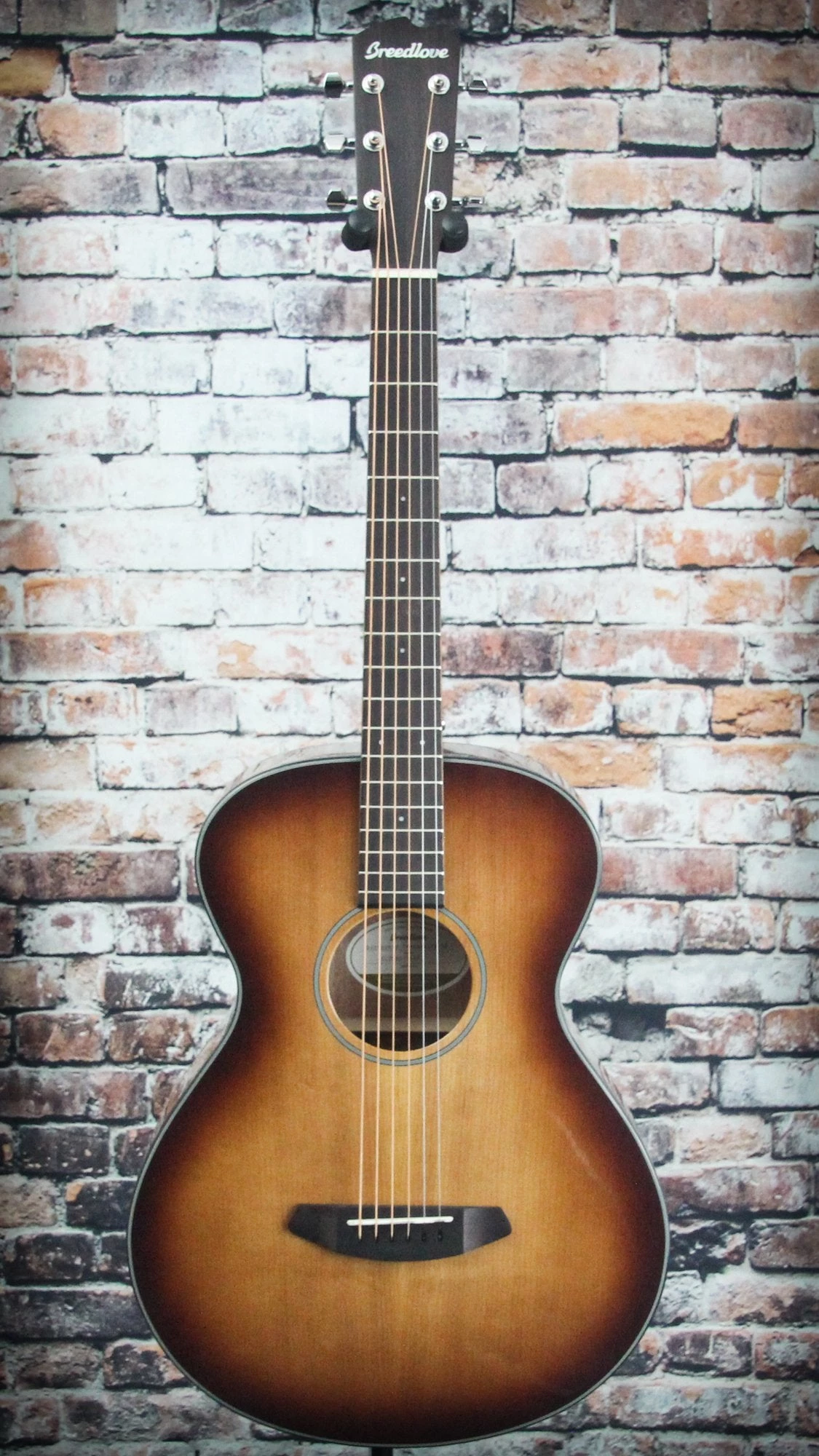 Breedlove Discovery Concertina Sunburst Sitka-Mahogany| DSCA14SSMA 4 Breedlove Discovery Concertina Sunburst Sitka-Mahogany| DSCA14SSMA