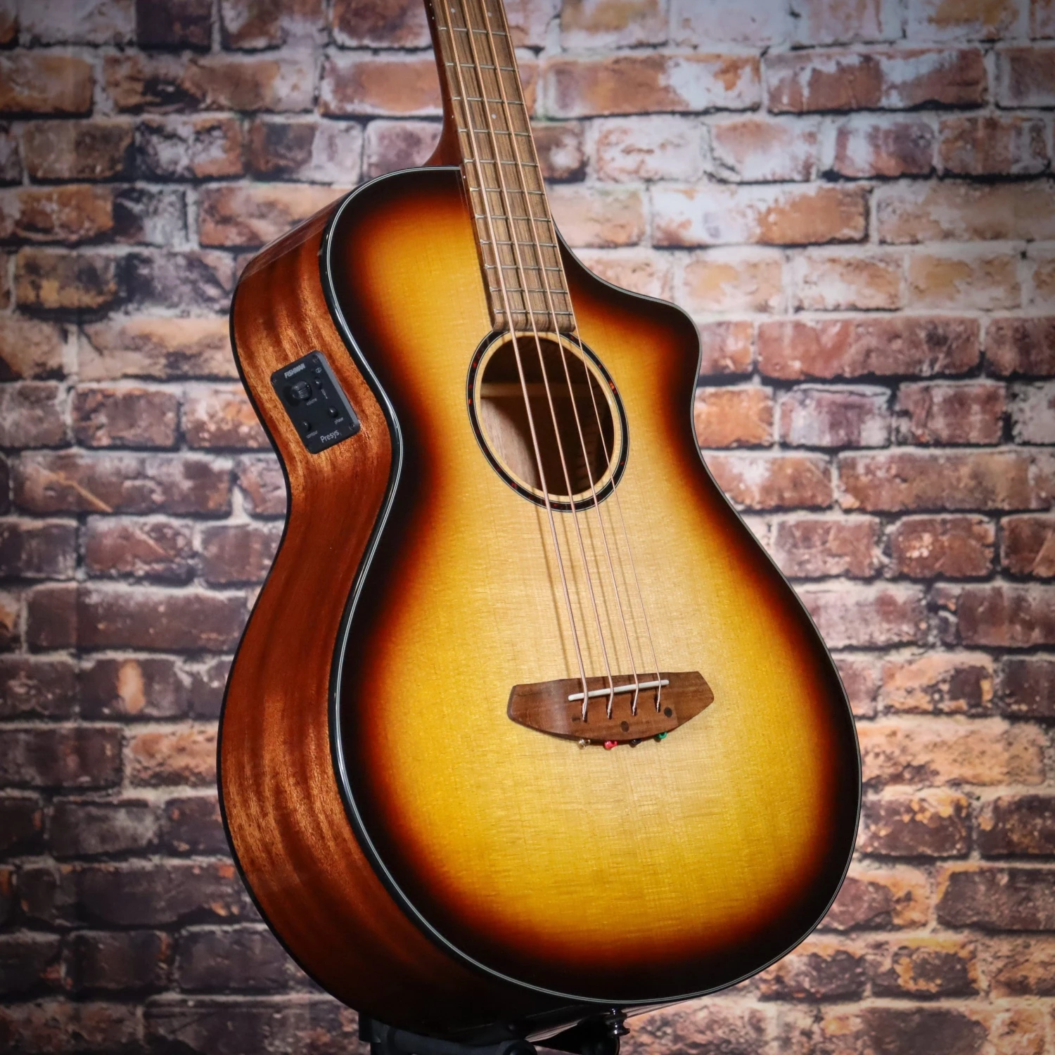 Breedlove Discovery S Concert Edgeburst Bass CE 3 Breedlove Discovery S Concert Edgeburst Bass CE