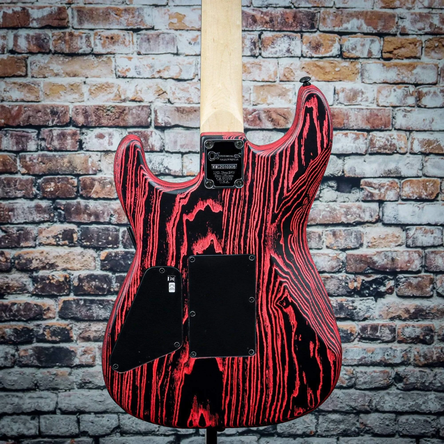 Charvel Pro-Mod San Dimas Style 1 HH FR | Neon Pink Ash 5 Charvel Pro-Mod San Dimas Style 1 HH FR | Neon Pink Ash