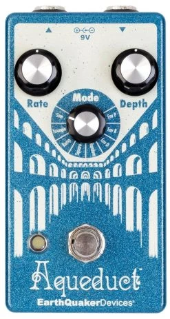 Effects Earthquaker EQDAQUE Aqueduct Vibrato Effect Pedal