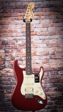 Fender American Performer Stratocaster HSS | Aubergine