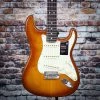 Fender American Performer Stratocaster SSS | Honey Burst Guitar 1 Fender American Performer Stratocaster SSS | Honey Burst Guitar