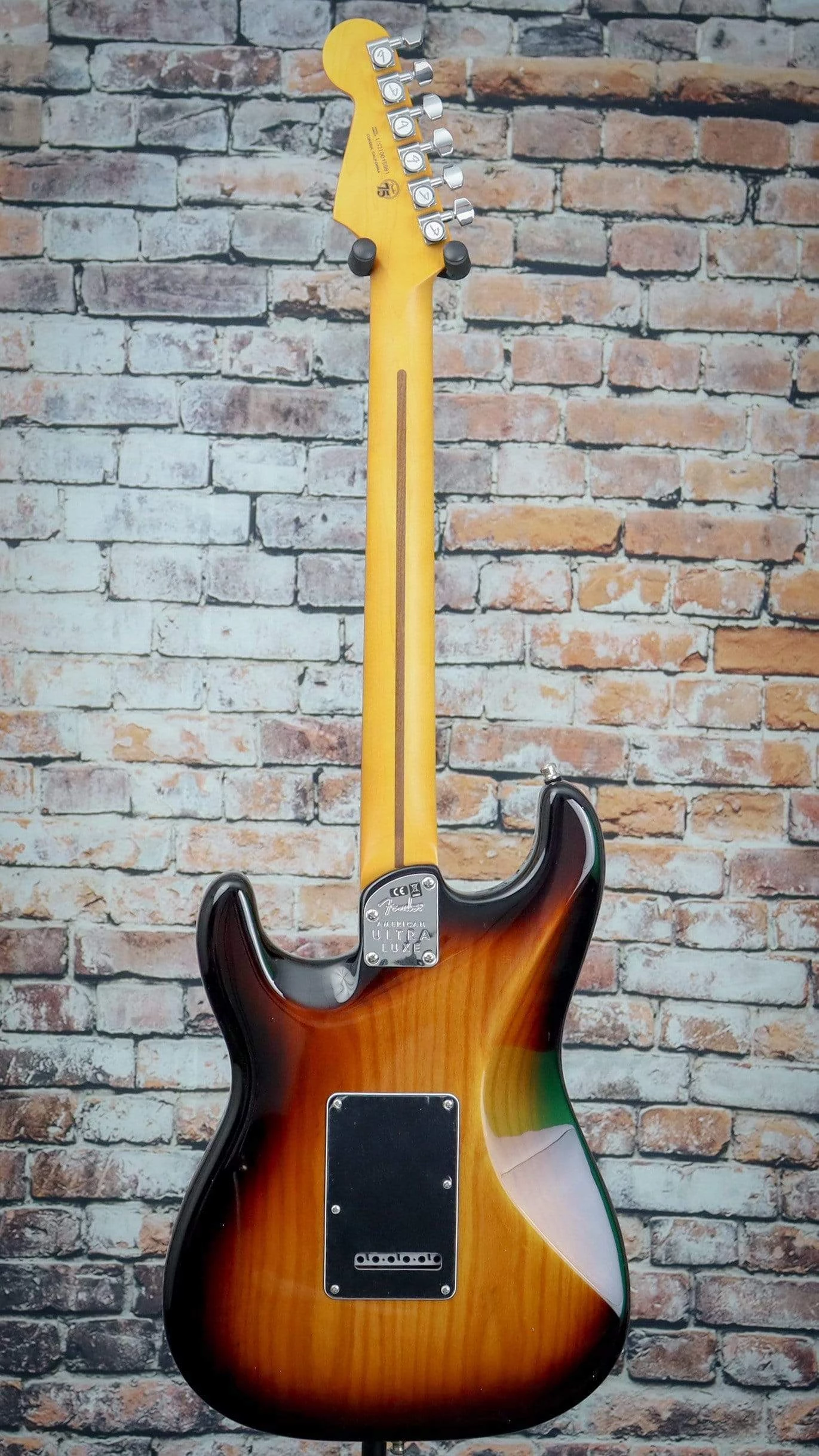 Guitar Fender American Ultra Luxe Stratocaster | 2-Color Sunburst 6 Guitar Fender American Ultra Luxe Stratocaster | 2-Color Sunburst