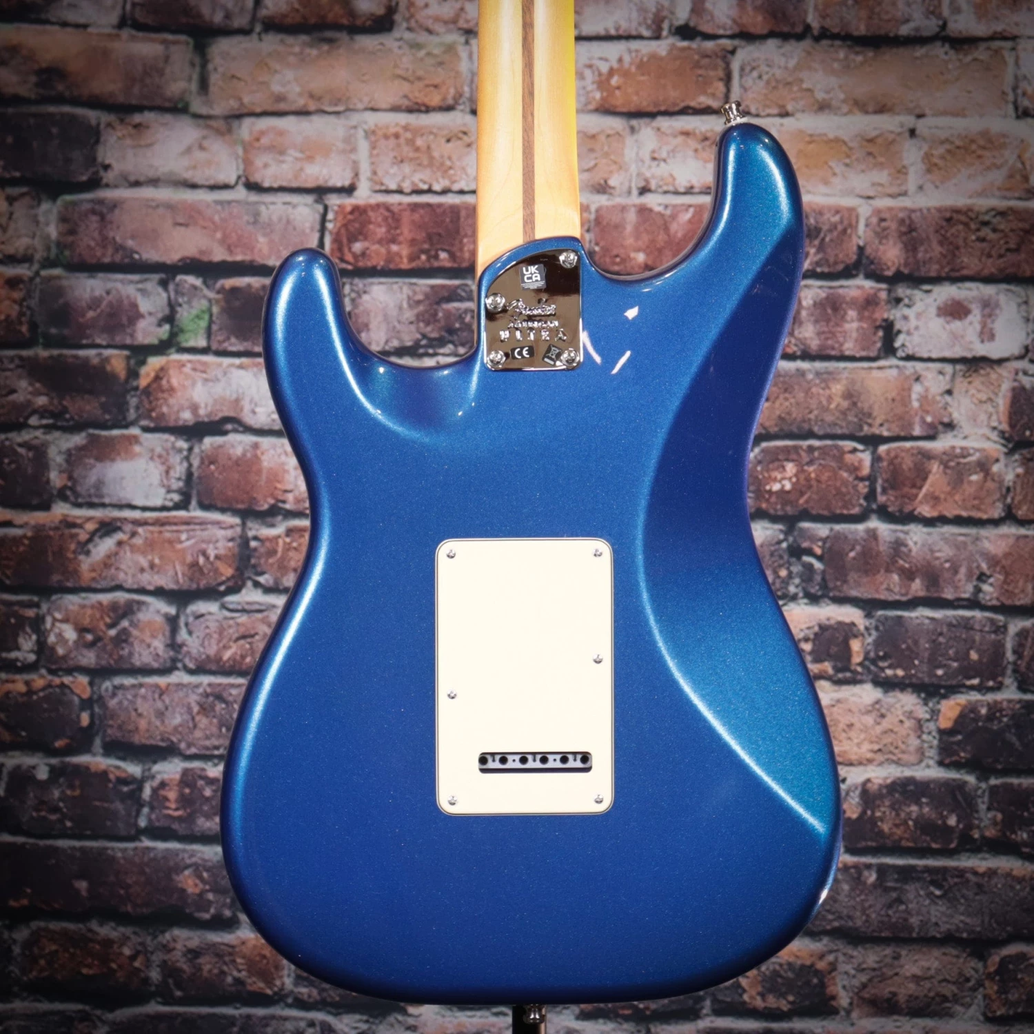 Fender American Ultra Stratocaster, Cobra Blue 7 Fender American Ultra Stratocaster, Cobra Blue