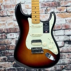 Guitar Fender American Ultra Stratocaster HSS | Ultraburst