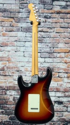 Guitar Fender American Ultra Stratocaster HSS | Ultraburst