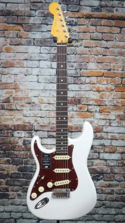 Fender American Ultra Stratocaster | Left Handed | Arctic Pearl