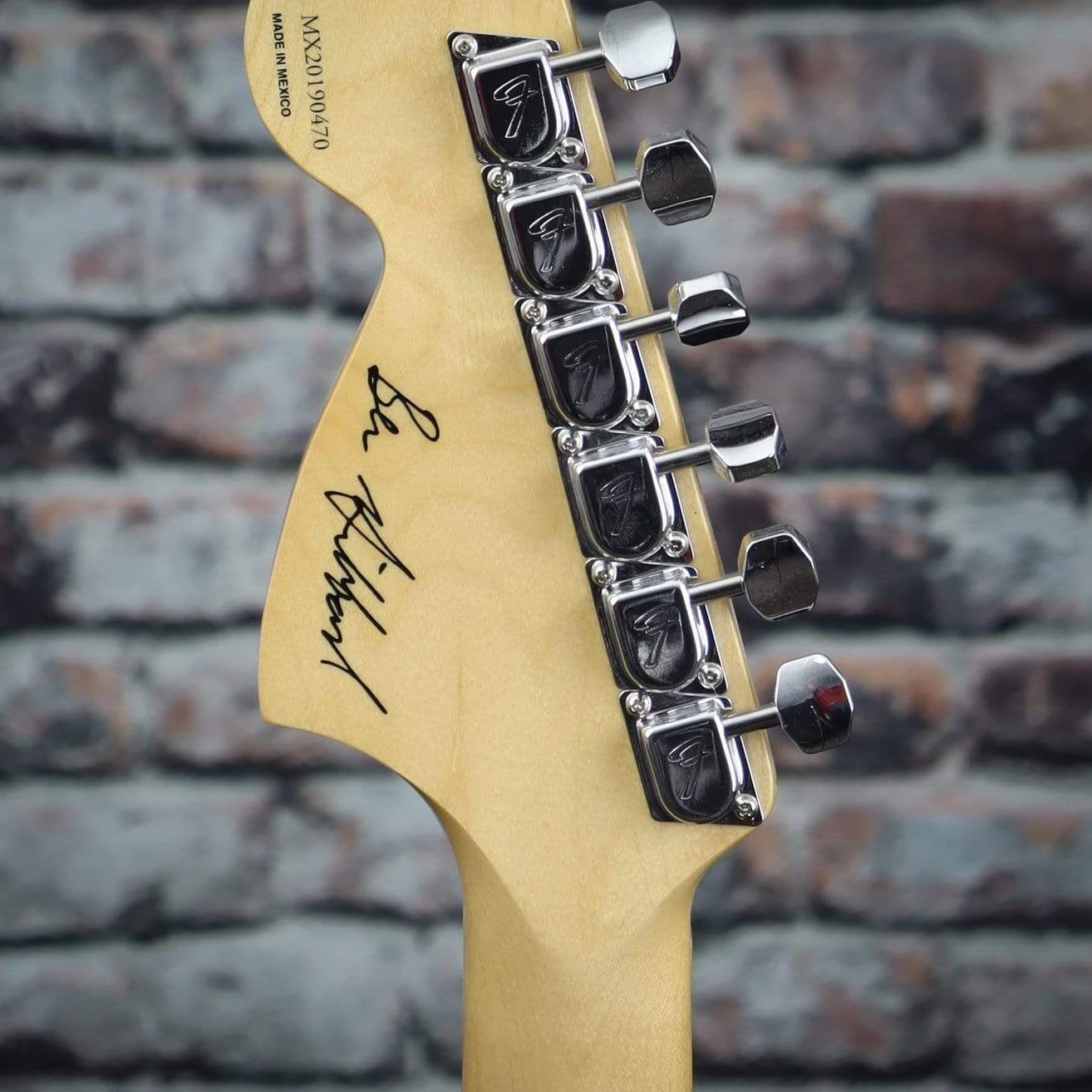Fender Ben Gibbard Mustang® 7 Fender Ben Gibbard Mustang®