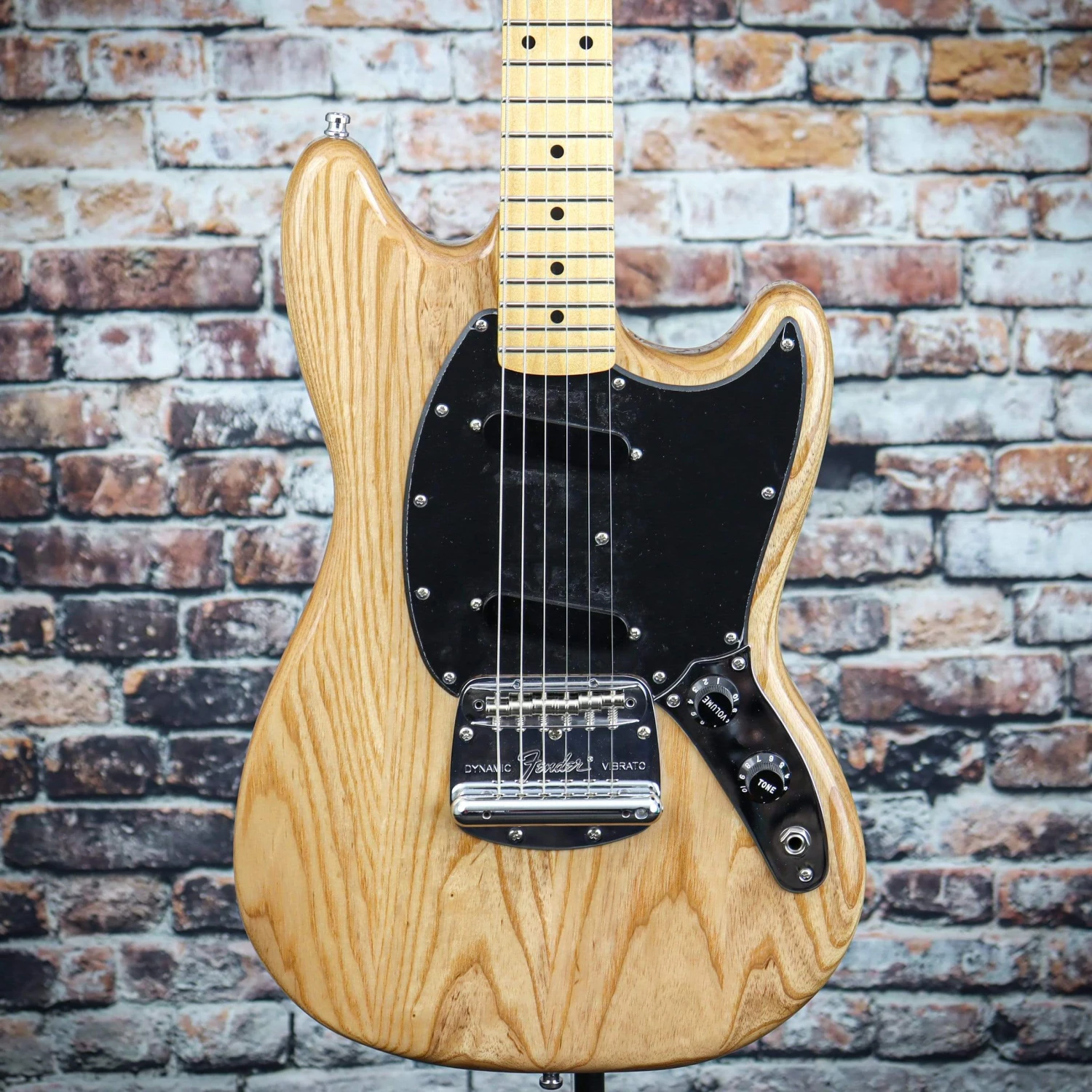 Fender Ben Gibbard Mustang® 3 Fender Ben Gibbard Mustang®