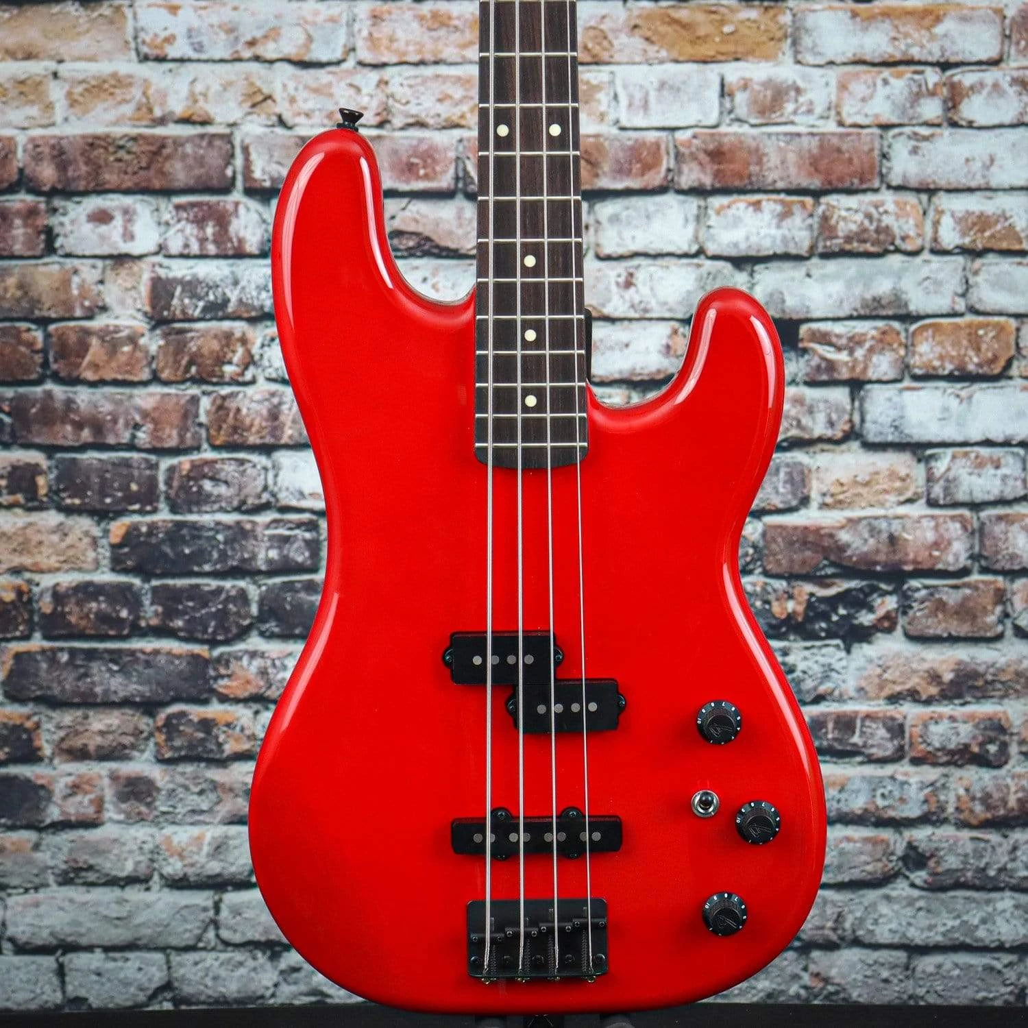 Fender Boxer Series Precision Bass | Torino Red 3 Fender Boxer Series Precision Bass | Torino Red