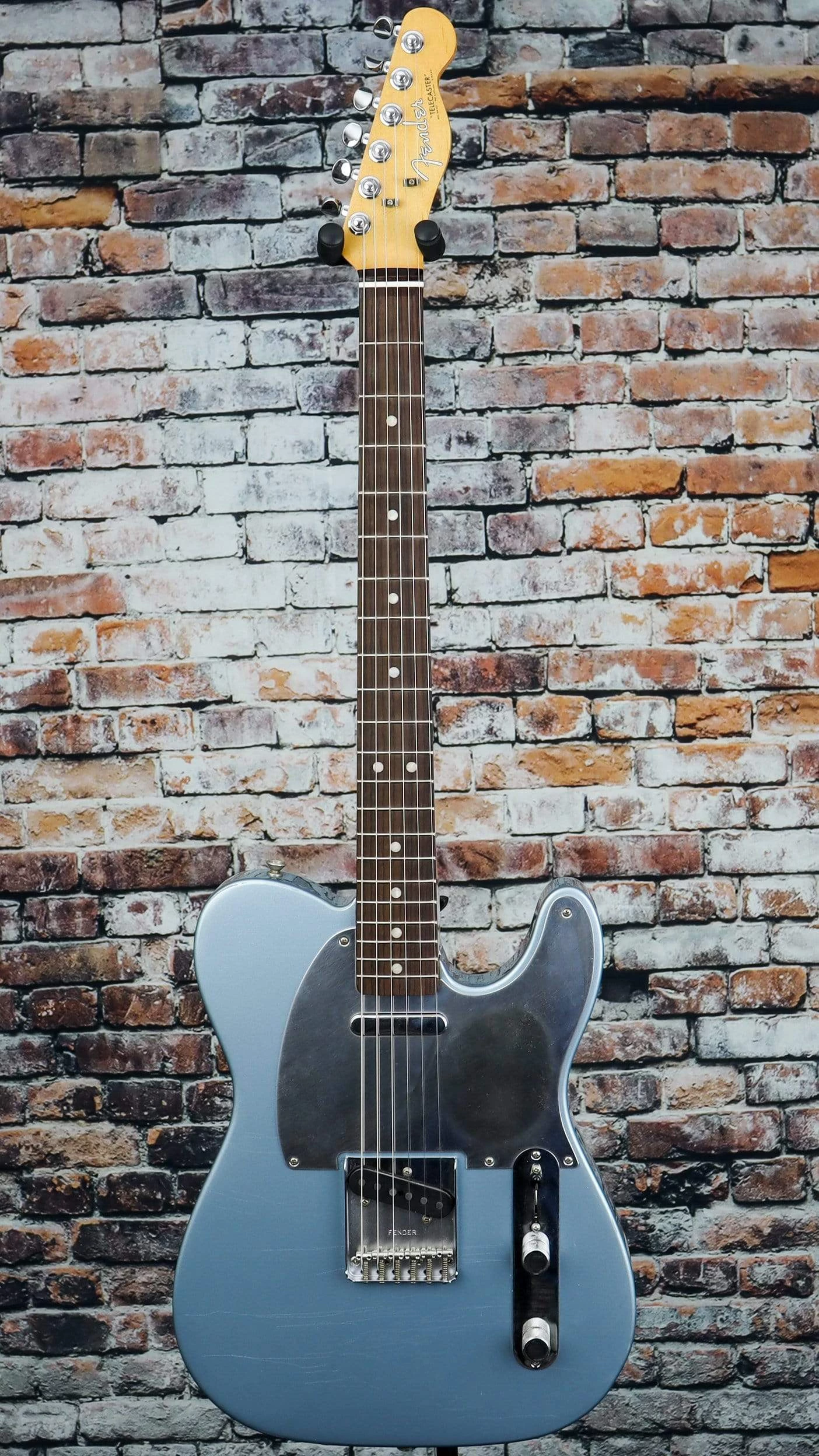 Fender Chrissie Hynde Telecaster® 4 Fender Chrissie Hynde Telecaster®