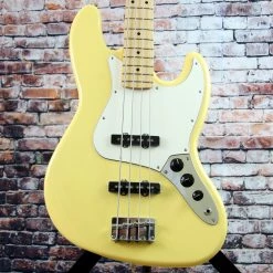 Guitar Fender Player Jazz Bass | Buttercream Finish | Maple Fingerboard