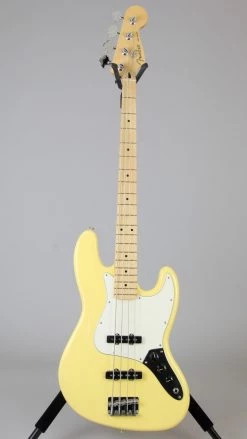 Guitar Fender Player Jazz Bass | Buttercream Finish | Maple Fingerboard