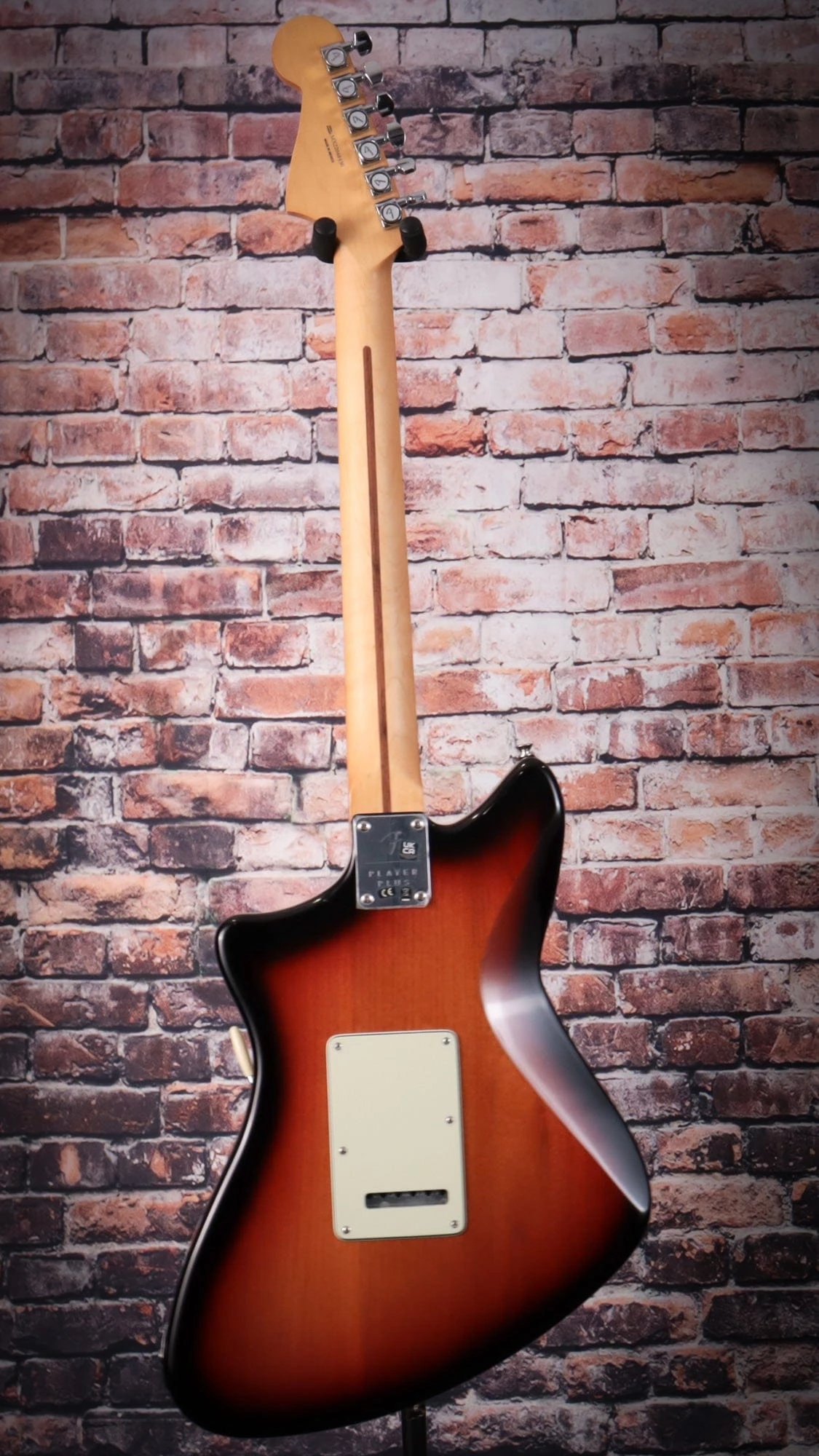 Guitar Fender Player Plus Meteora® HH 3-Color Sunburst 7 Guitar Fender Player Plus Meteora® HH 3-Color Sunburst