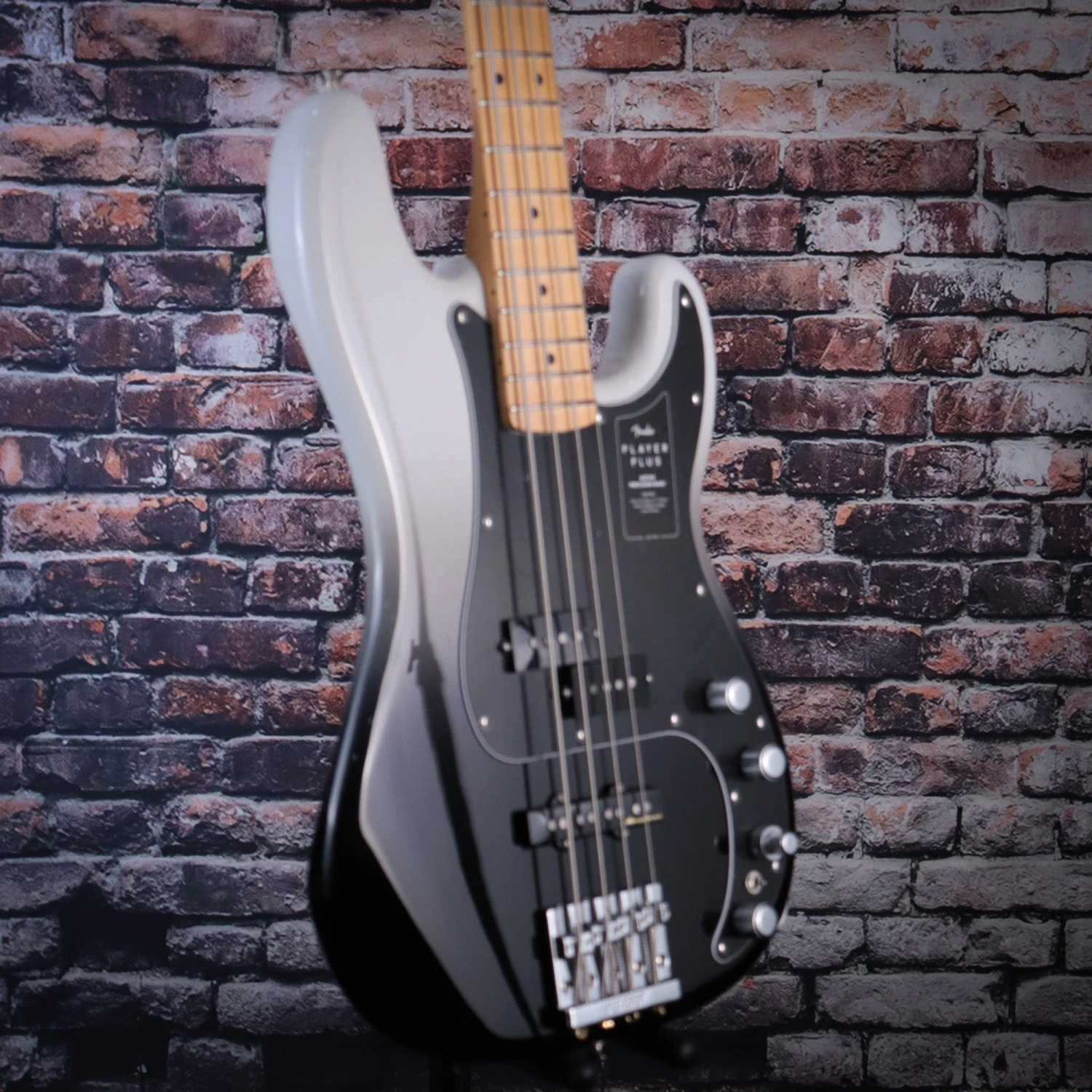 Fender Player Plus Precision Bass | Silver Smoke Guitar 4 Fender Player Plus Precision Bass | Silver Smoke Guitar