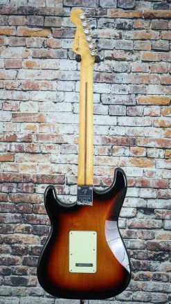 Fender Player Plus Stratocaster | 3 Tone Sunburst