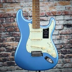 Guitar Fender Player Plus Stratocaster | Opal Spark