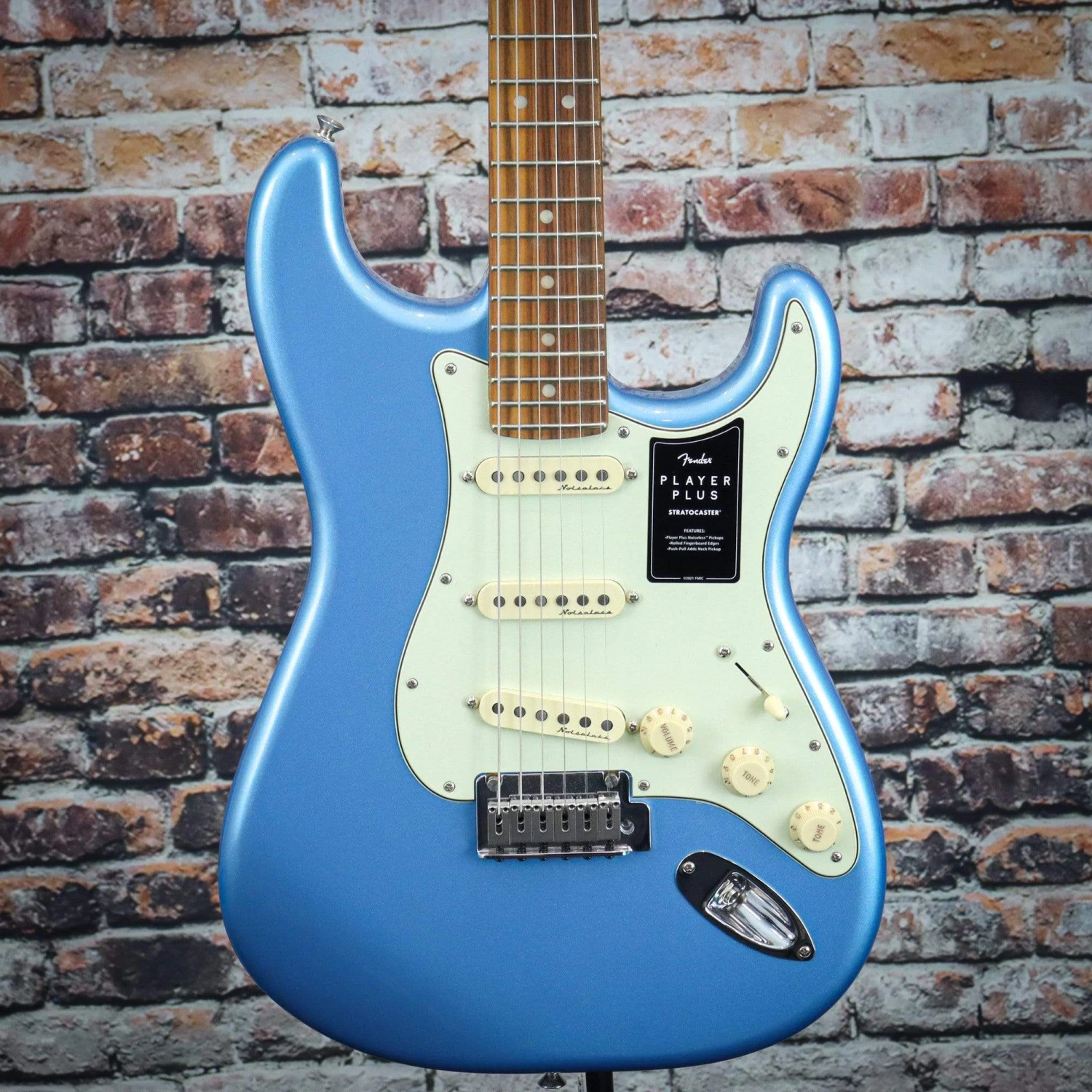Guitar Fender Player Plus Stratocaster | Opal Spark 3 Guitar Fender Player Plus Stratocaster | Opal Spark