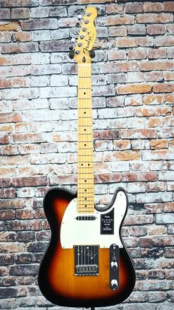 Guitar Fender Player Plus Telecaster | 3-Color Sunburst