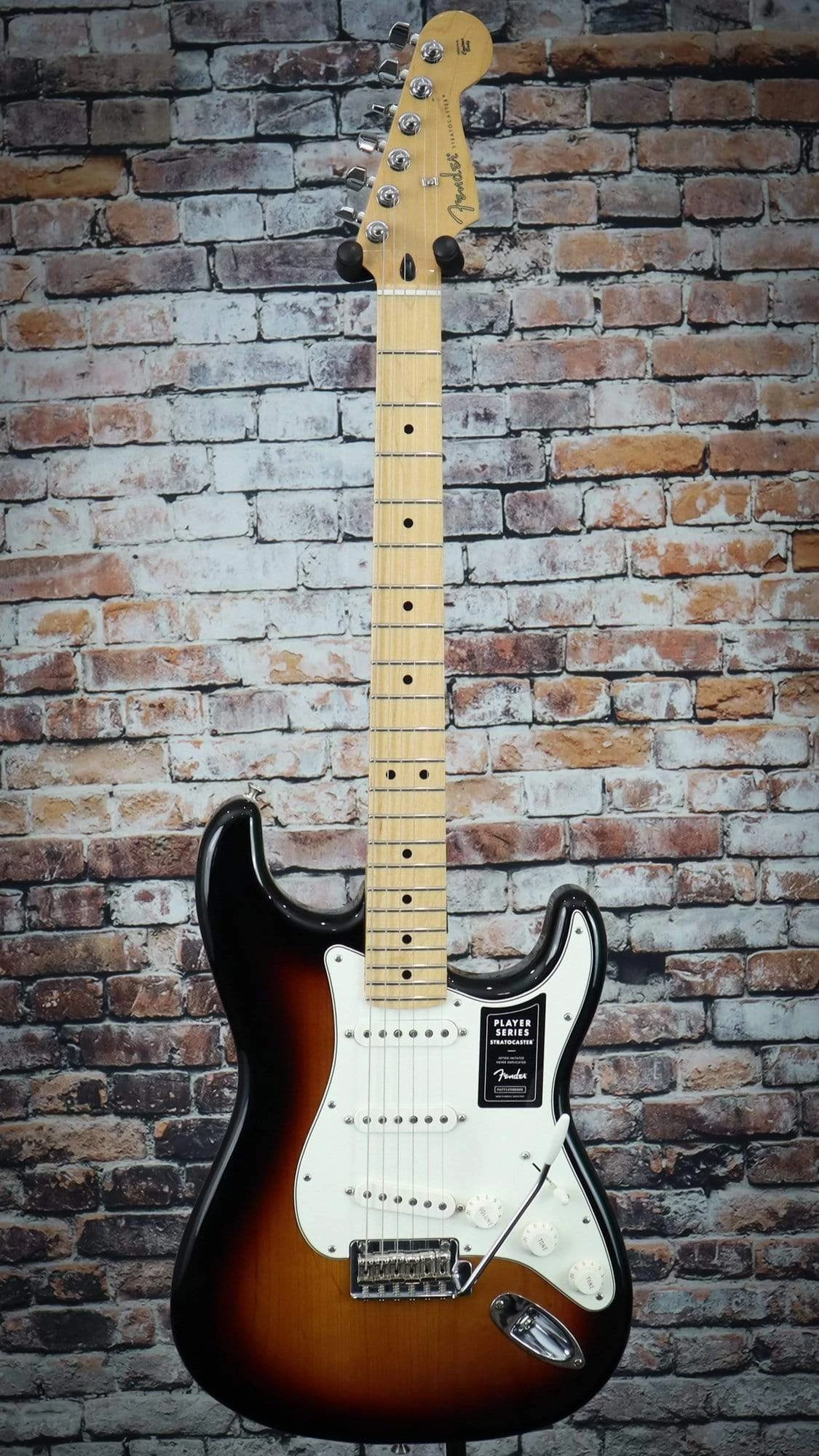 Fender Player Stratocaster 3-Tone Sunburst Guitar 4 Fender Player Stratocaster 3-Tone Sunburst Guitar