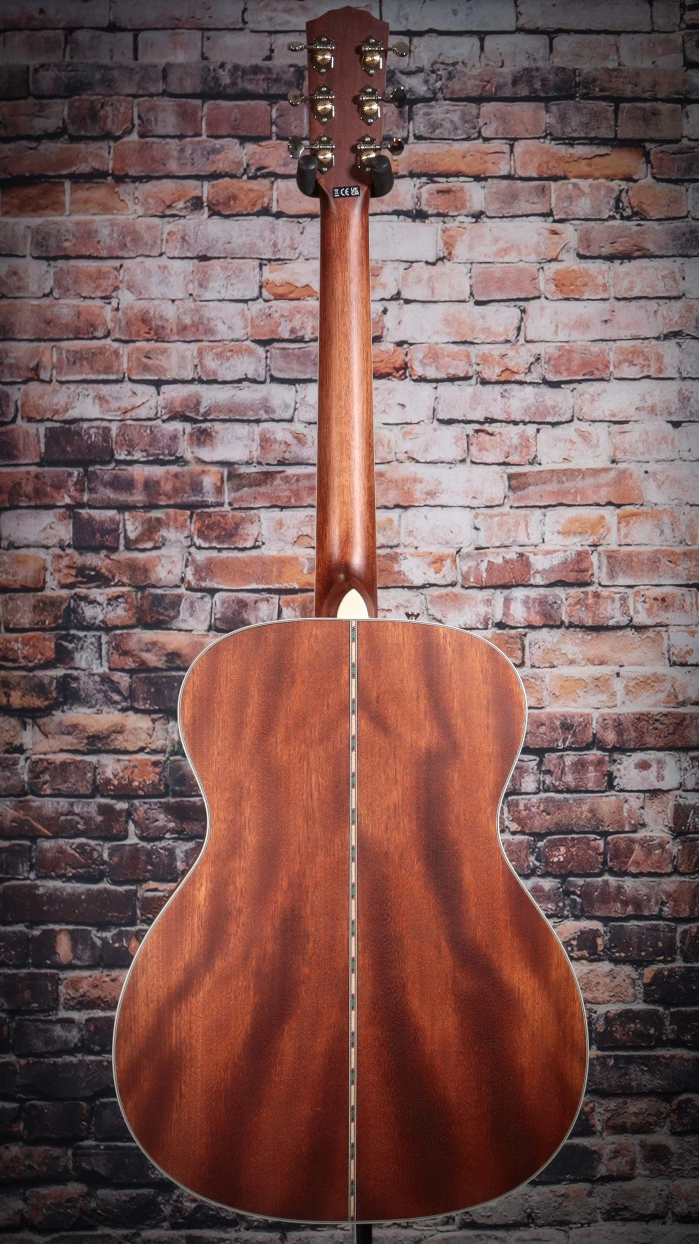 Fender PO-220E Paramount Acoustic Guitar | Aged Cognac Burst 7 Fender PO-220E Paramount Acoustic Guitar | Aged Cognac Burst