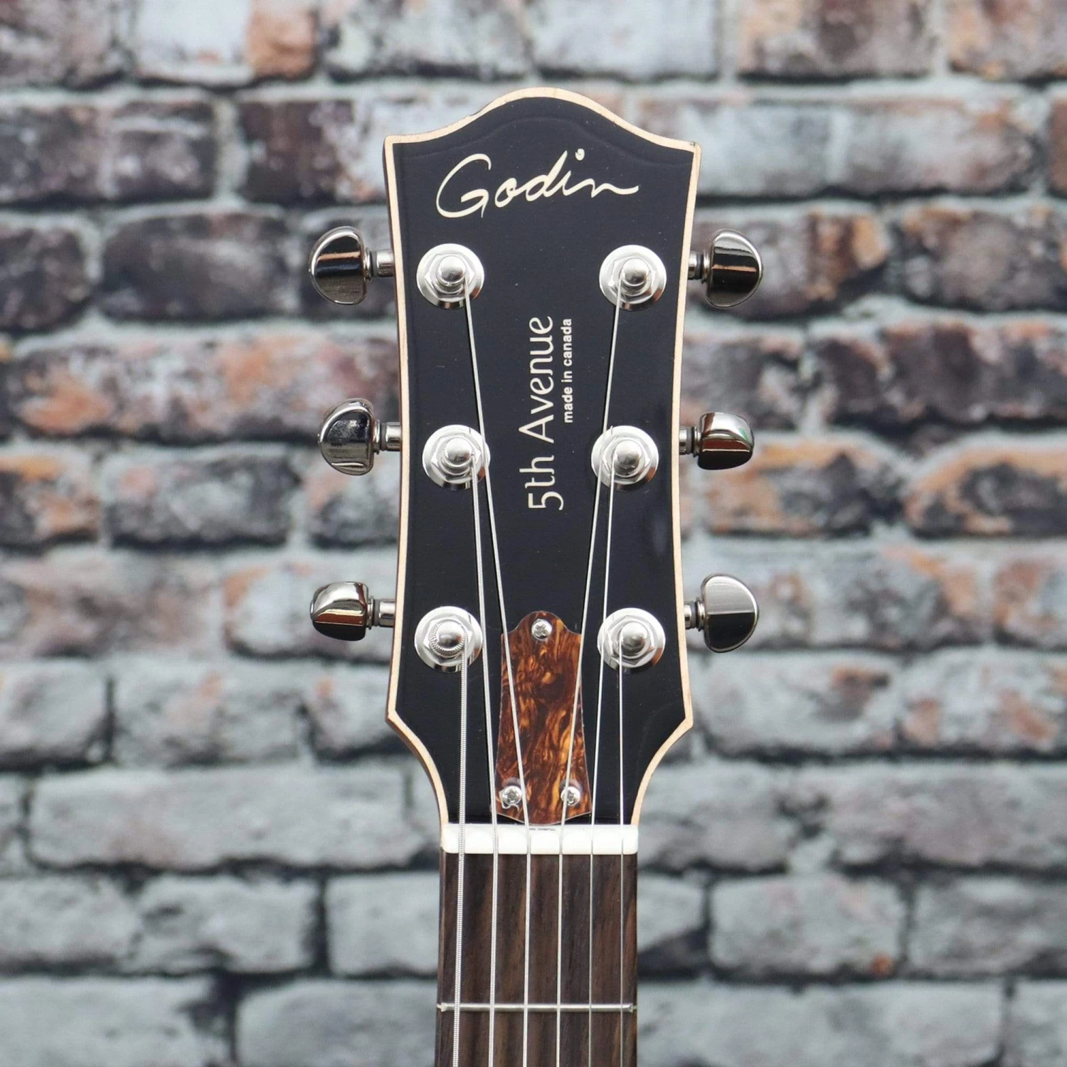 Guitar Godin 5th Avenue CW Kingpin II HB Cognac Burst 7 Guitar Godin 5th Avenue CW Kingpin II HB Cognac Burst