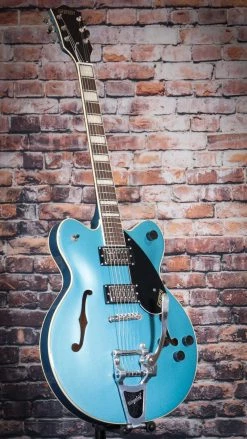 Gretsch G2622T Streamliner Center Block Guitar | Riviera Blue