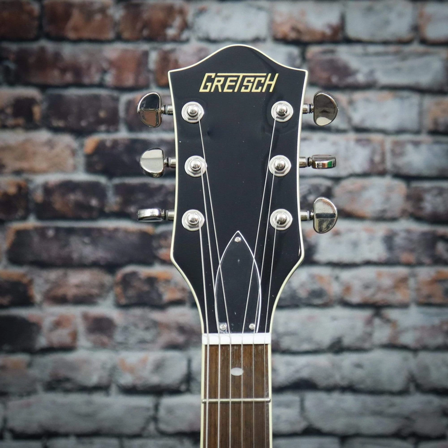 GRETSCH Streamliner™ Center Block Double-Cut P90 With Bigsby® | G2622T 7 GRETSCH Streamliner™ Center Block Double-Cut P90 With Bigsby® | G2622T