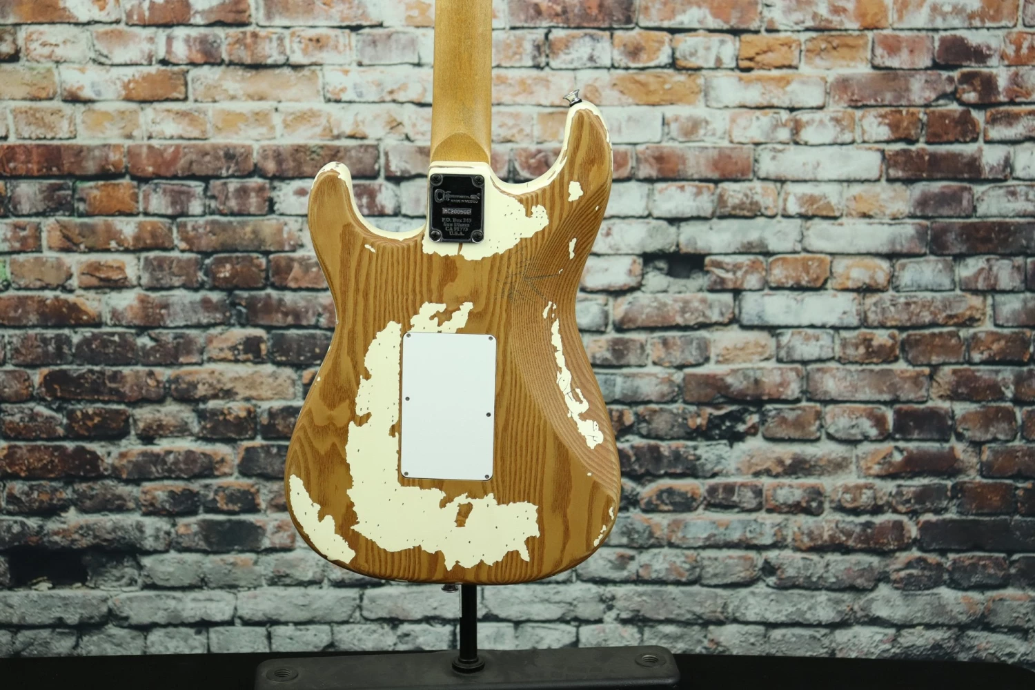 Charvel Henrik Danhage Pro-Mod So-Cal Style 1 Guitar 5 Charvel Henrik Danhage Pro-Mod So-Cal Style 1 Guitar